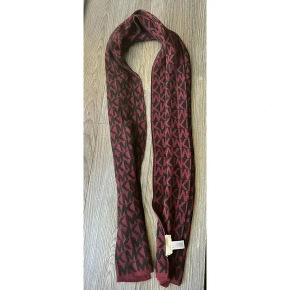 Michael‎ Kors Women's MK Logo Reversible Knit Scarf